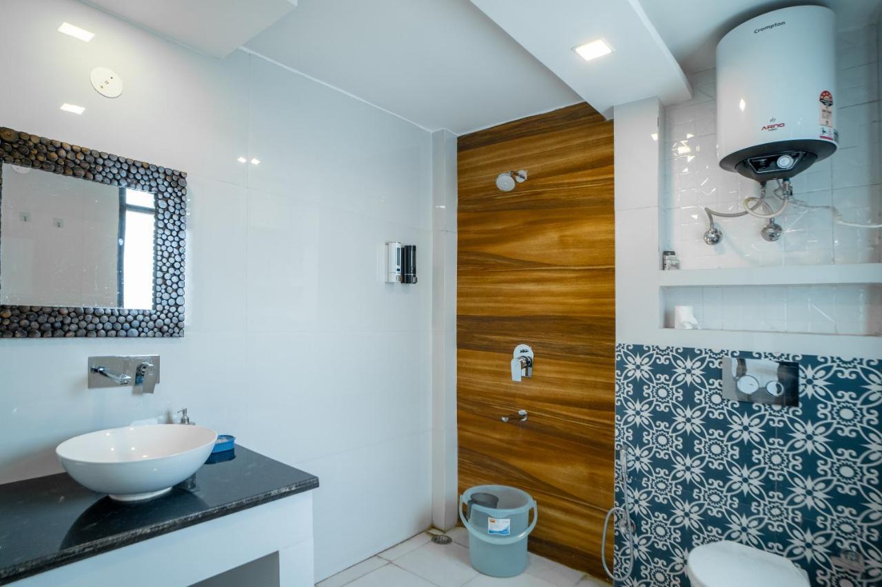 Flxho Uno - Serviced Apartment & Rooms - Golf Course Road Gurgaon Ngoại thất bức ảnh